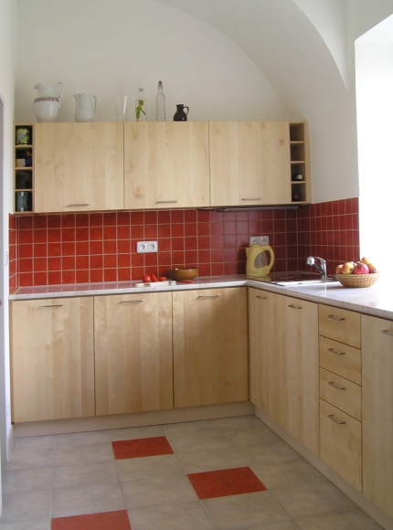 kuchy� b��za masivn�