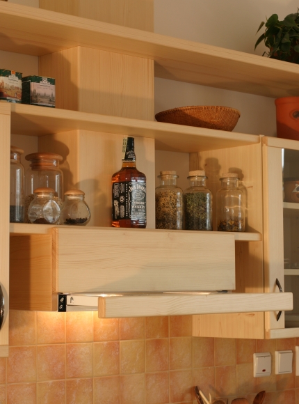 kuchy� smrk masivn